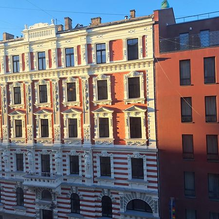 Golden Palms Apartment In The City Centre Riga Extérieur photo