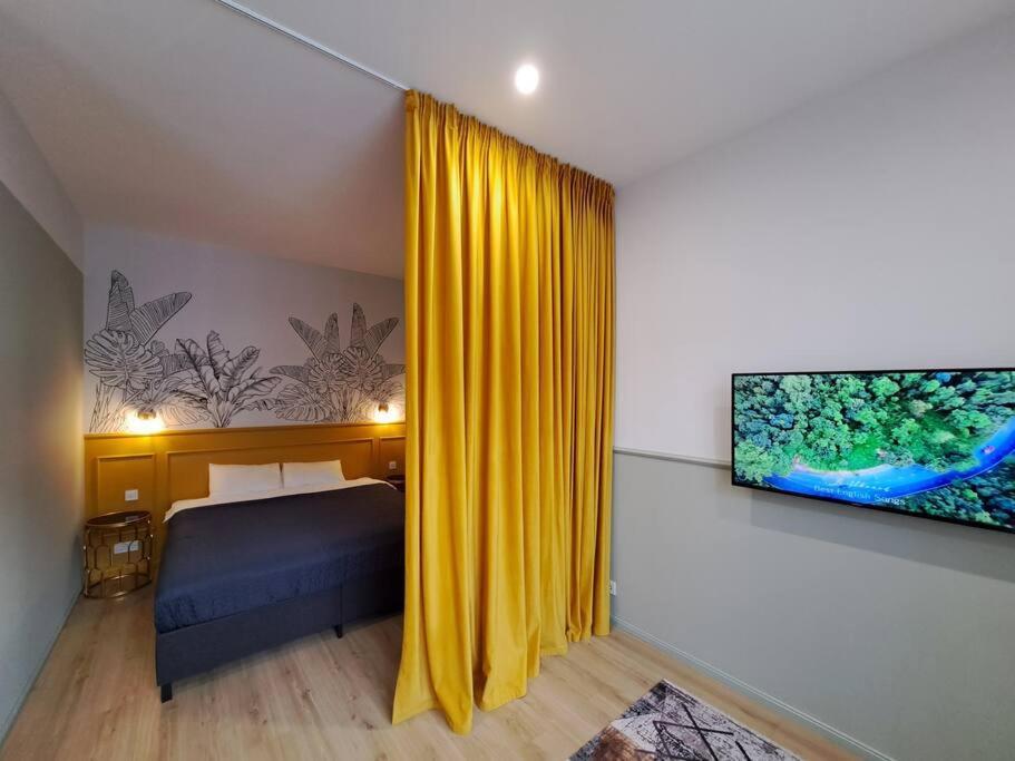 Golden Palms Apartment In The City Centre Riga Extérieur photo